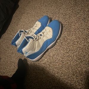 Jordan Kids Sneakers in Blue and Cream